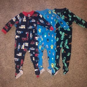 3 pairs of footsie Pajamas 18month